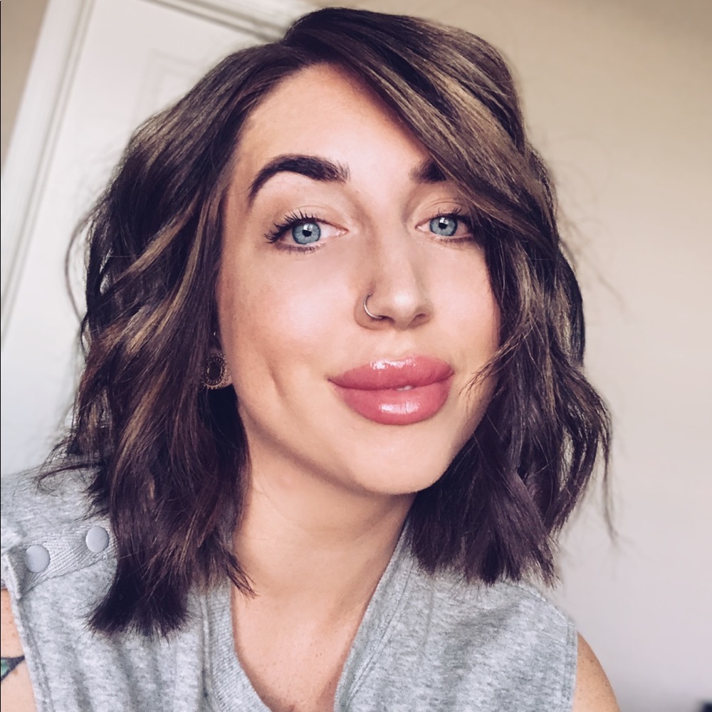 Meet your Posher, Jessica